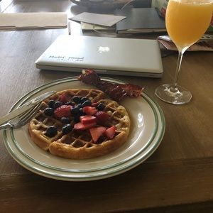 Meet your Posher, Samantha